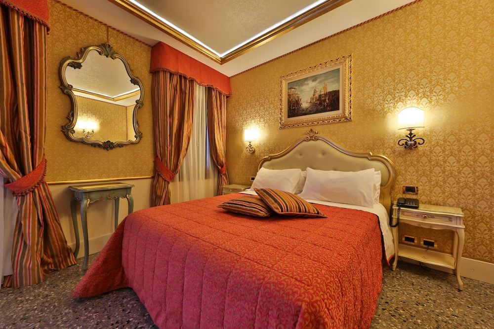 Hotel Olimpia Venice, BW Signature Collection 15/50