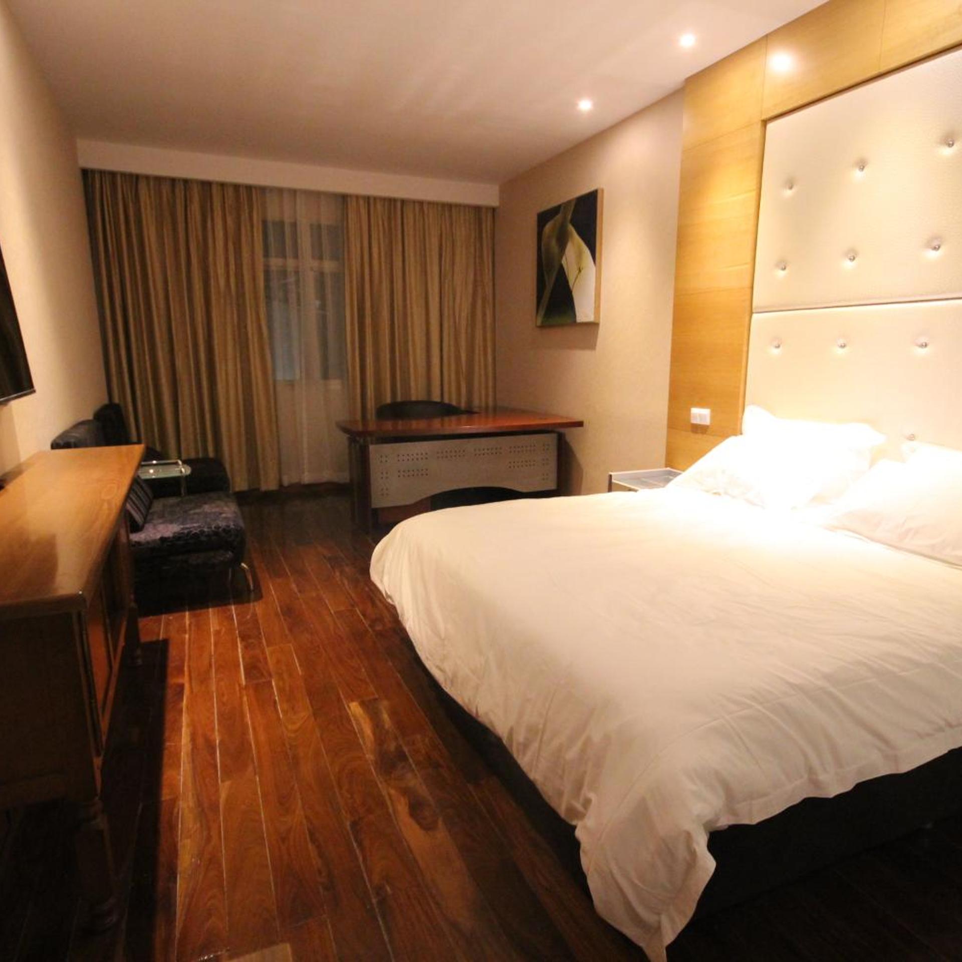 Menoir Dorsett Hotel 5/44