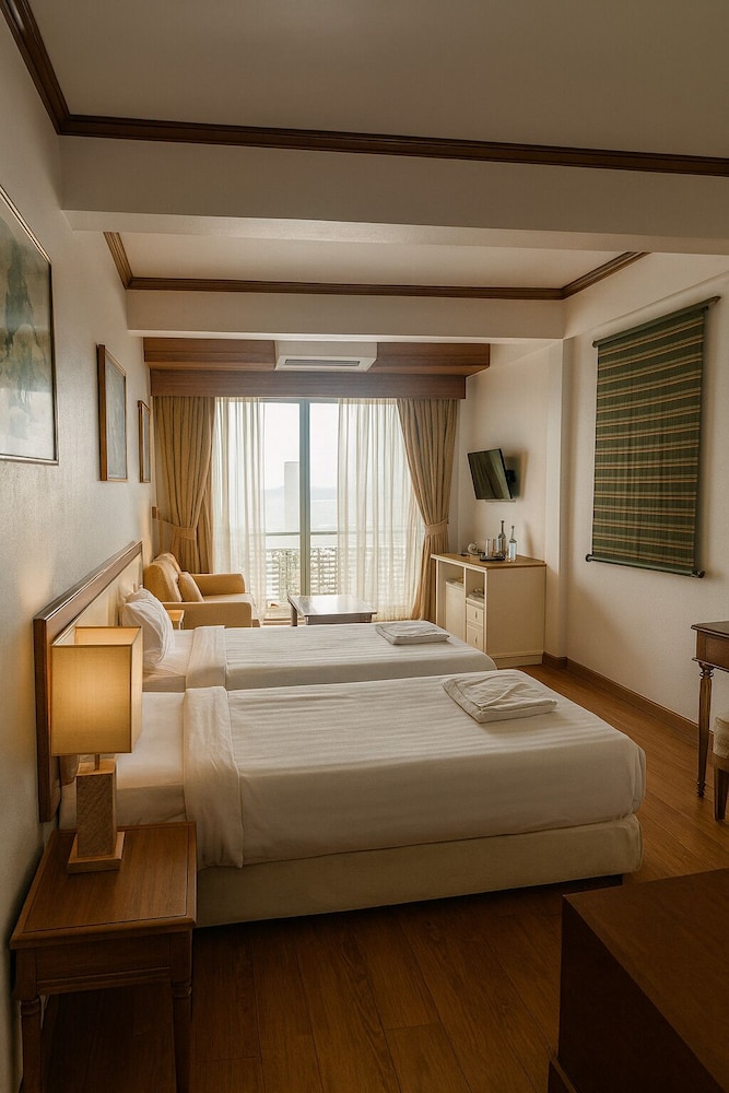 غرفة قياسية بسرير كينج بإطلالة على الجبل، The Orchid Hotel And Spa Kalim Bay 2/10