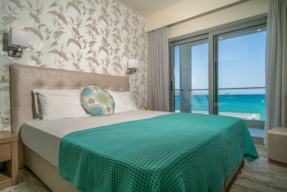 ROOM, DOUBLE OR TWIN BED, SEA VIEW, BALCONY