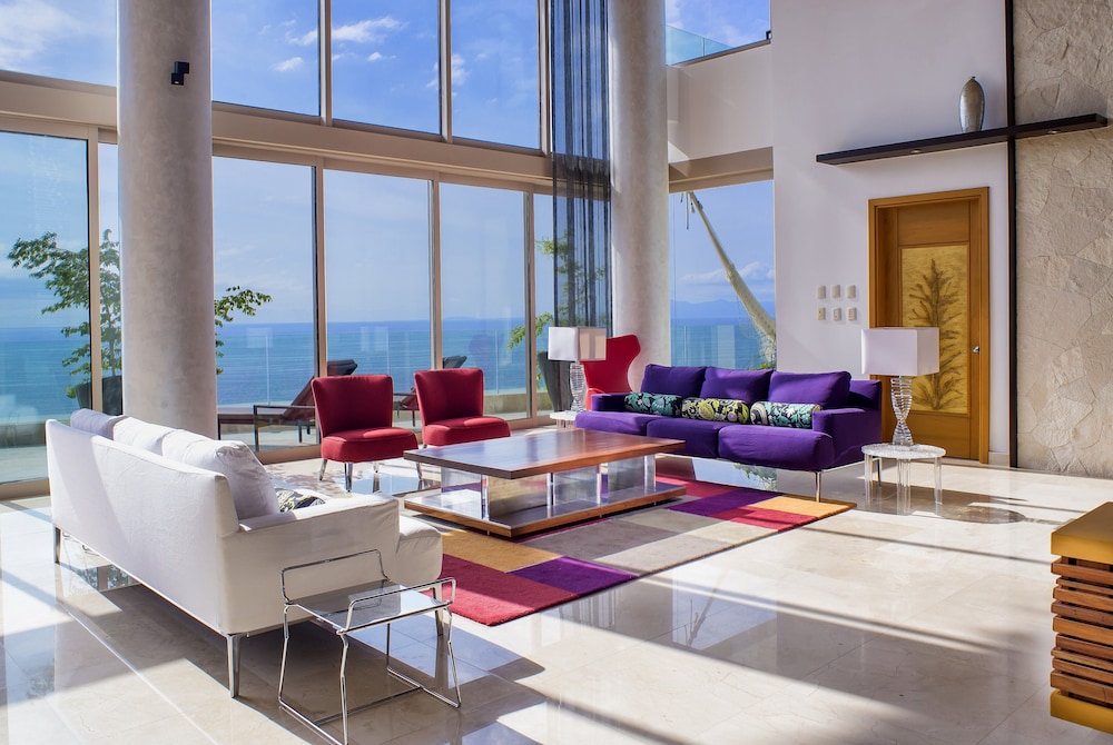 Garza Blanca Residences 51/74