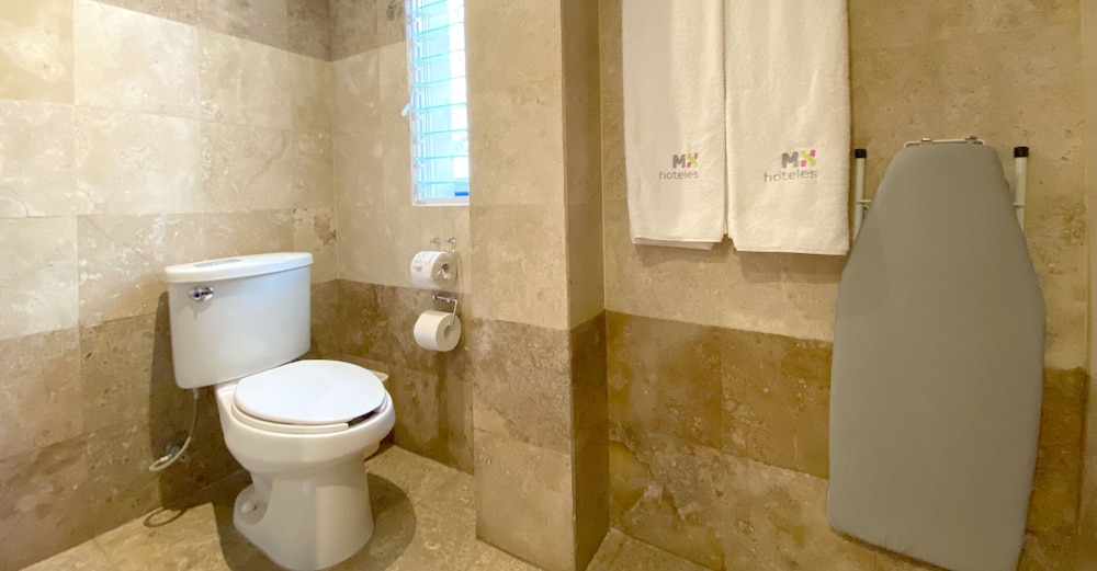 Hotel MX forum buenavista CDMX, Trademark by Wyndham 47/50