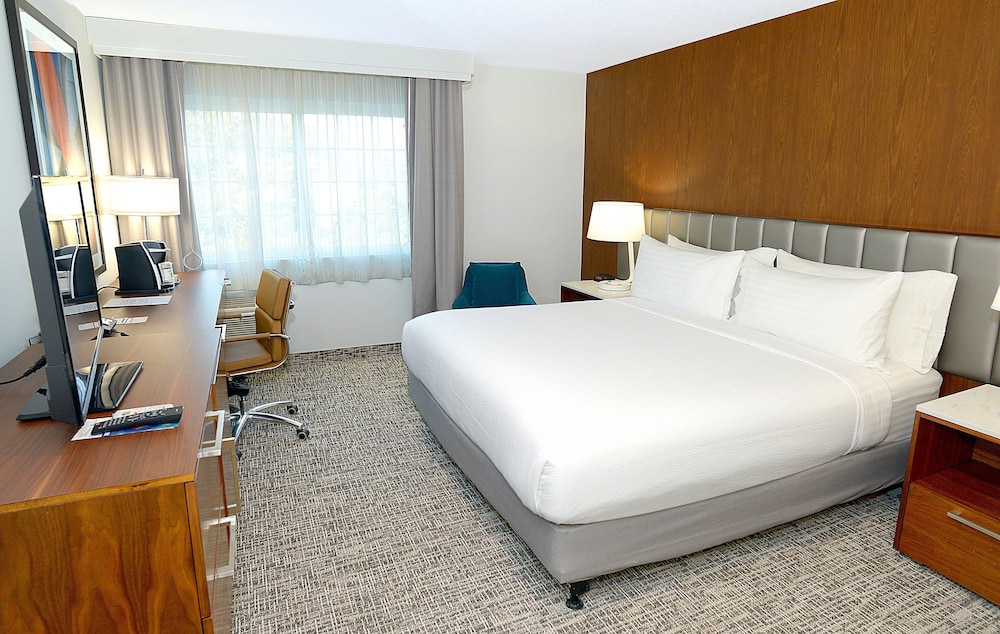 Holiday Inn San Mateo 13/65