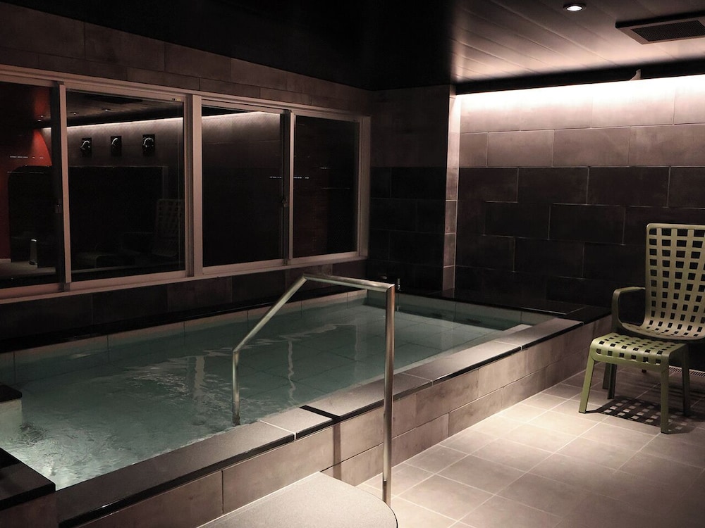 Osaka Corona Hotel 26/48