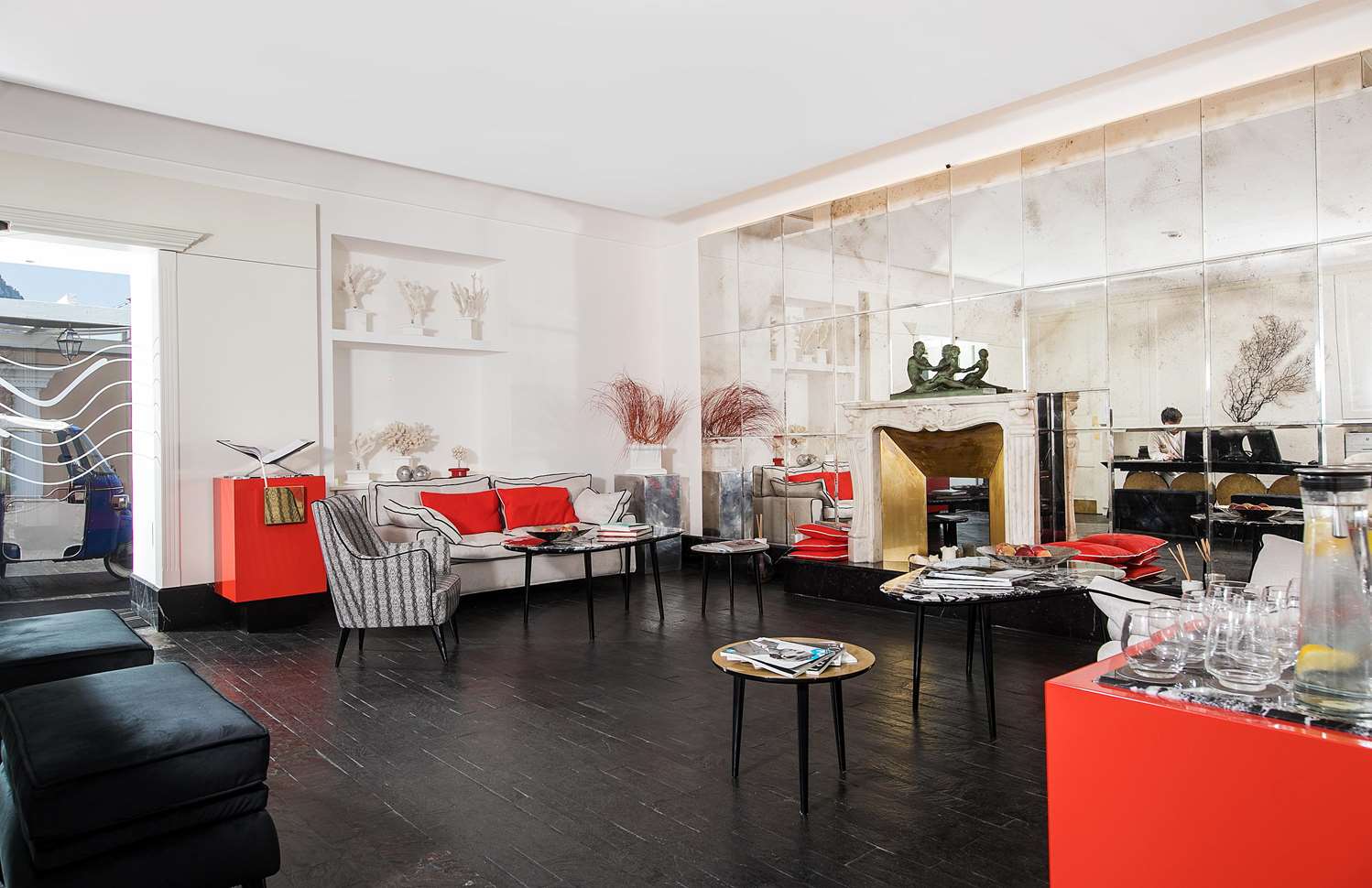lounge