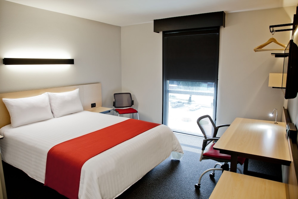 City Express by Marriott Ciudad de Mexico Plaza Central 18/50