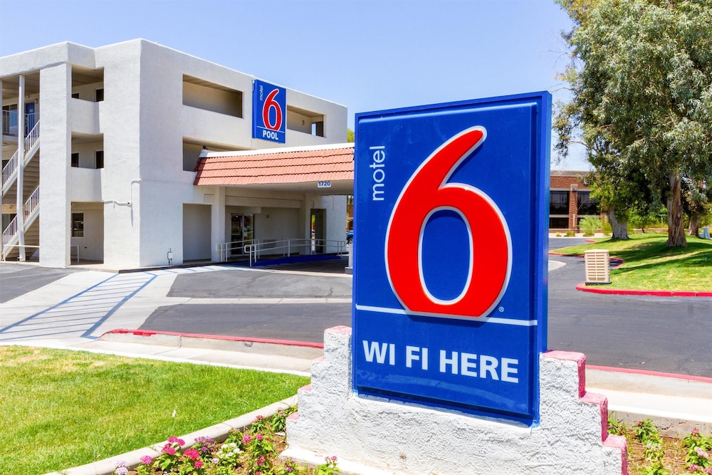 Motel6 Tempe, AZ – Phoenix Airport – Priest Dr 35/43