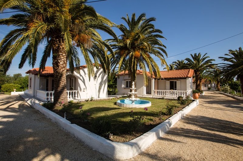 Paradise Village 36/40
