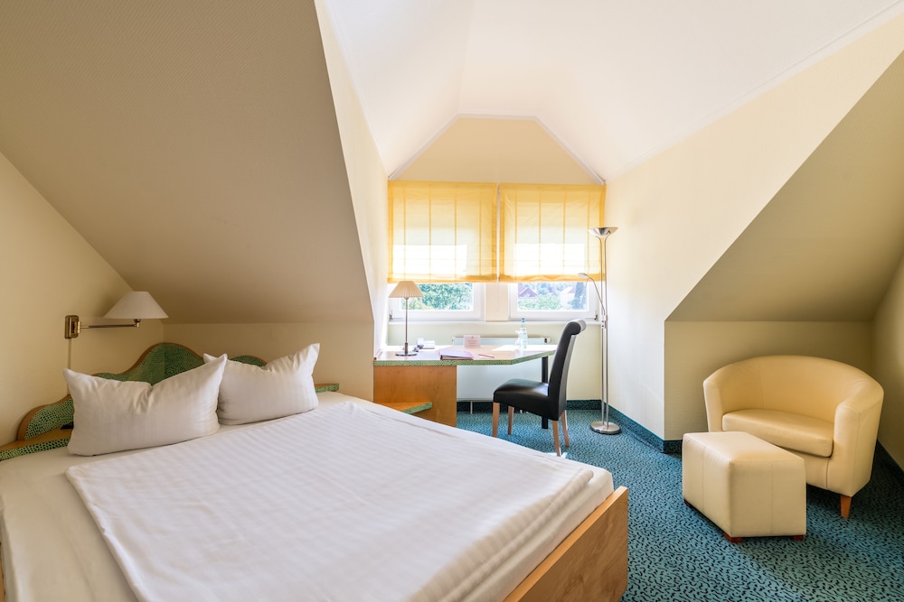 Azimut Hotel Dresden 6/66