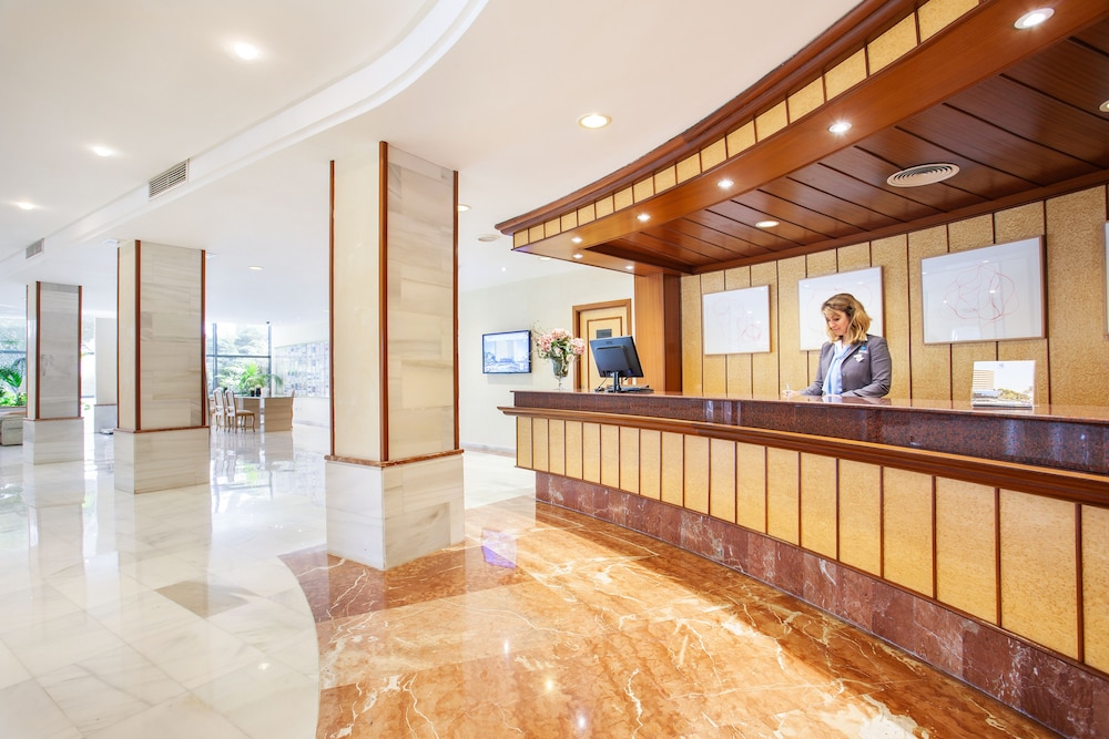 Lobby at Grupotel Taurus Park, PALMA DE MALLORCA