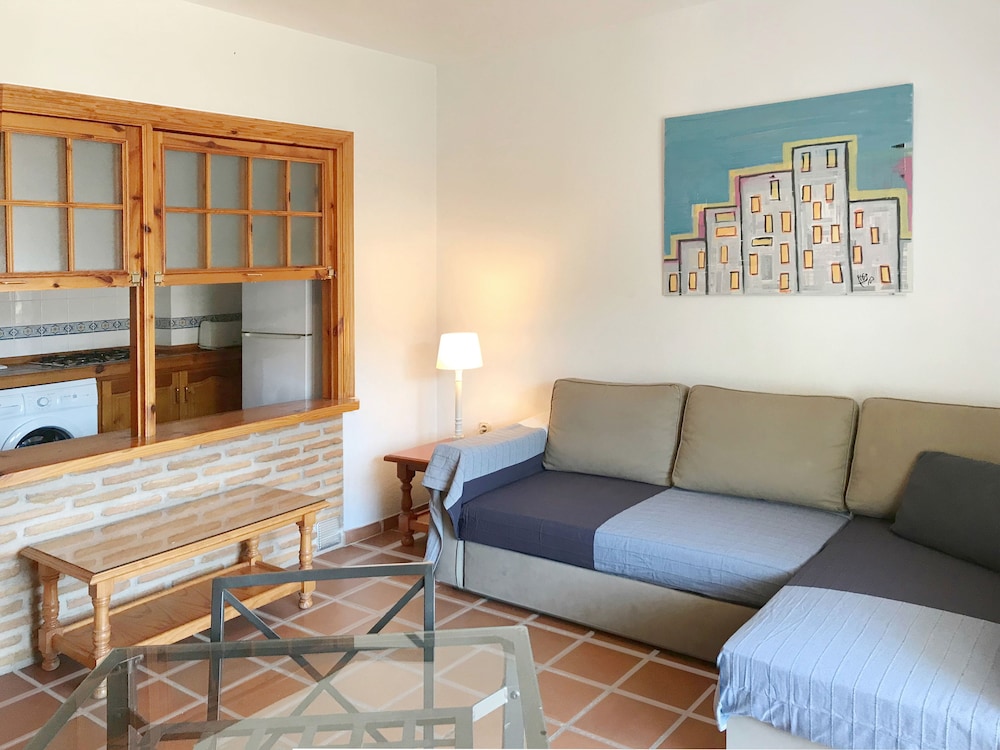 Apartamentos Turisticos La Mundial 25/48