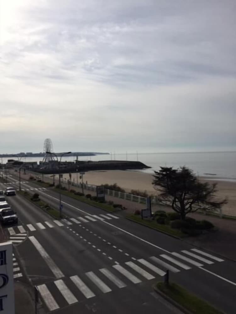 HOTEL BEAU RIVAGE 46/65
