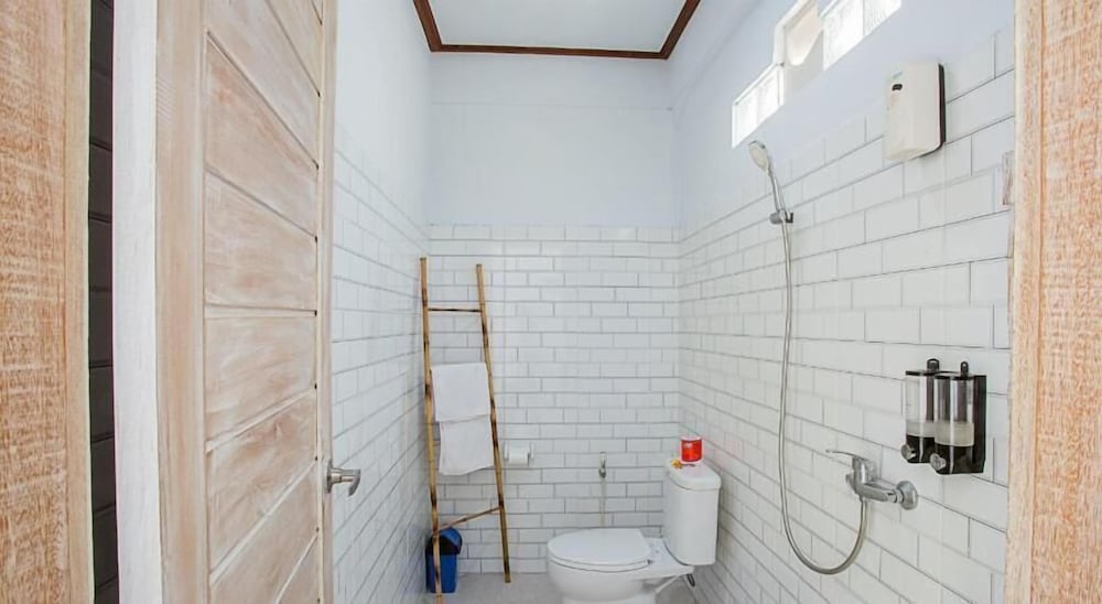 Rumah Marta Ceningan Island 50/50