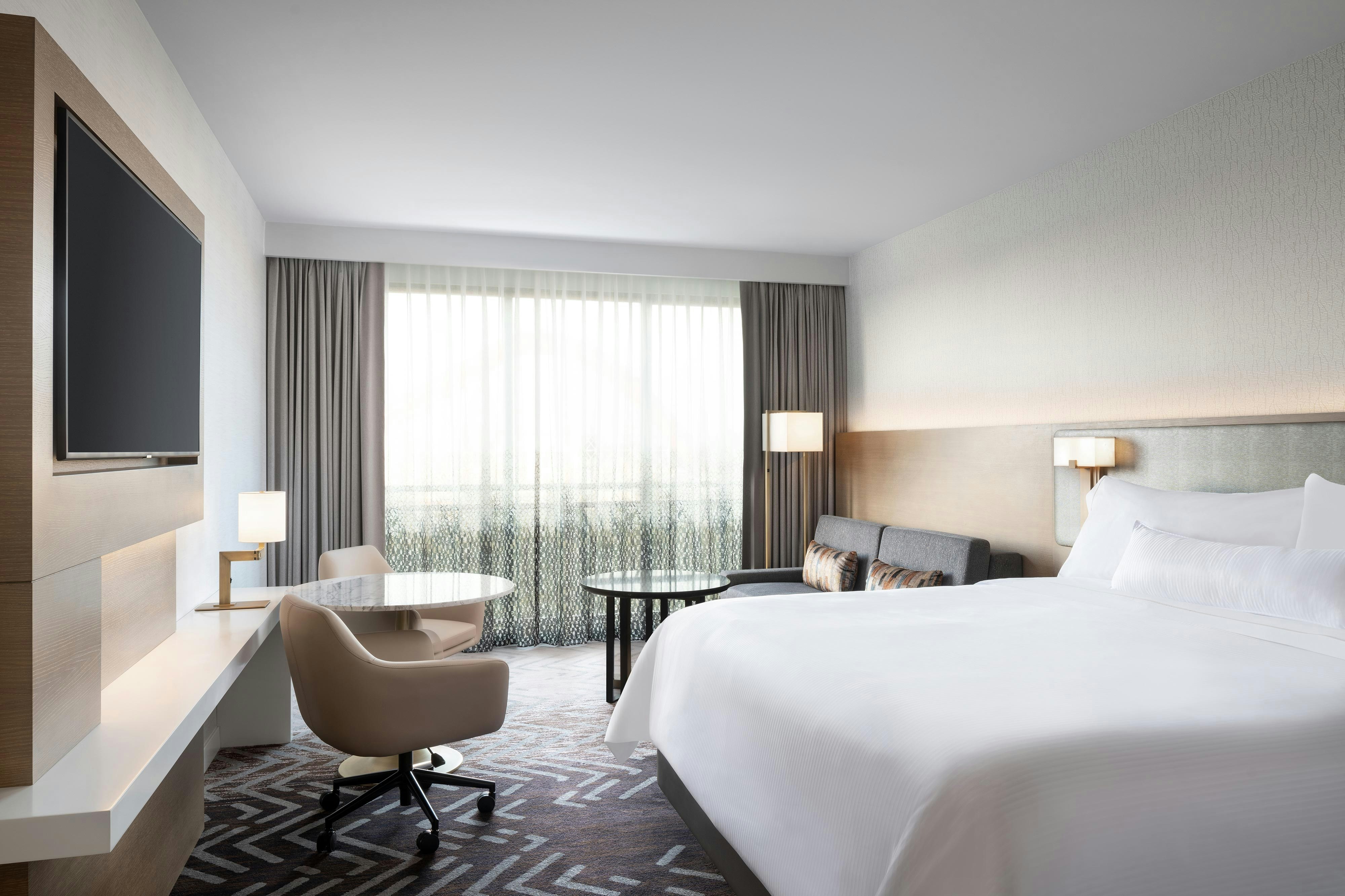 Room, King Bed