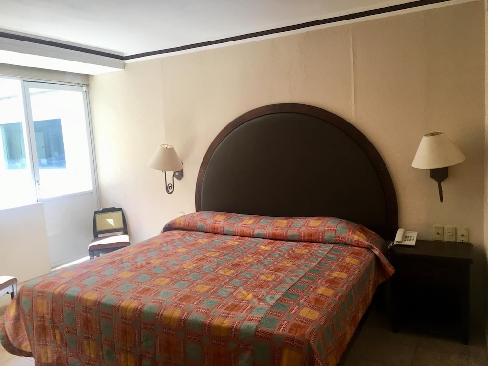 Hotel Acuario de Veracruz 4/21