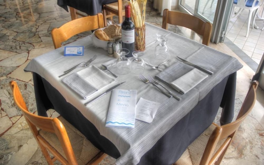 Hotel Stacchini 25/44