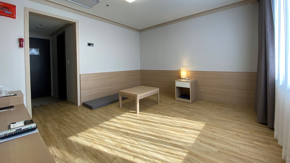 SUANBO SANGNOK Hotel 13/27