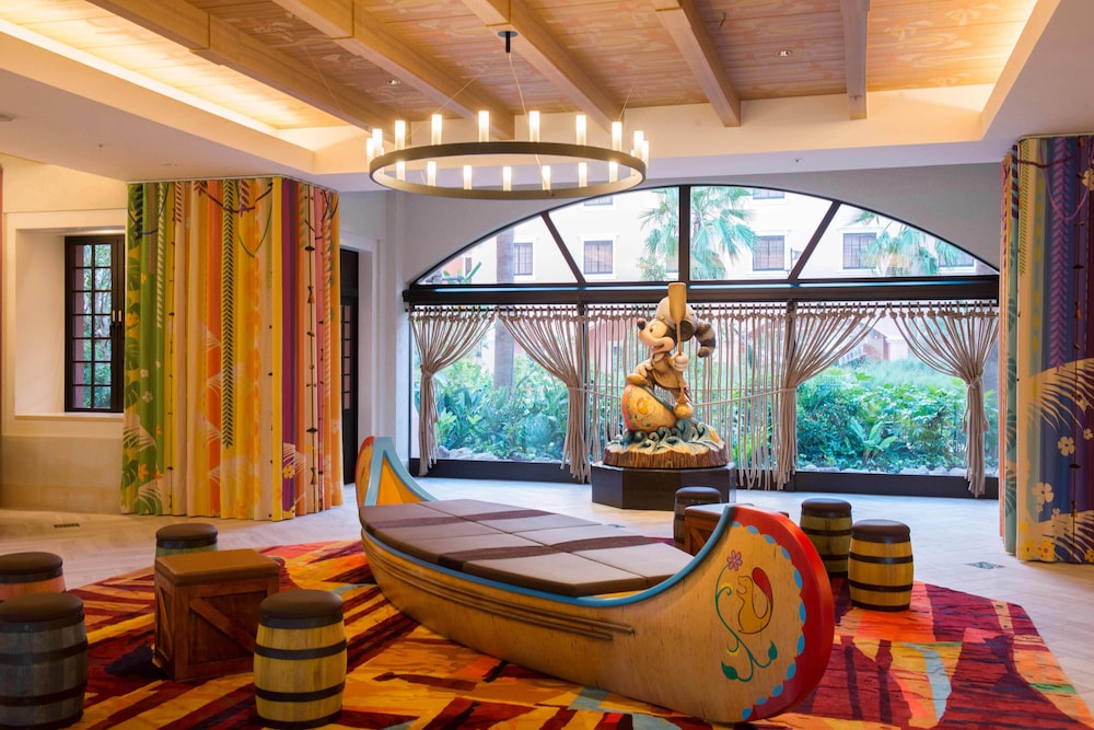 TOKYO DISNEY CELEBRATION HOTEL 20/50