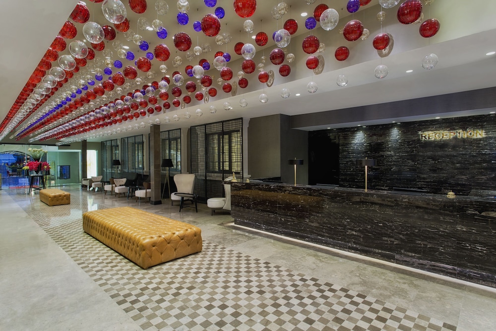 Sura Hagia Sophia Hotel 8/70