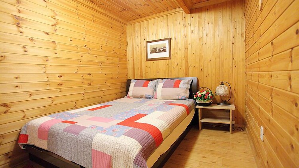 Room, Queen Bed, 23 Pyeong