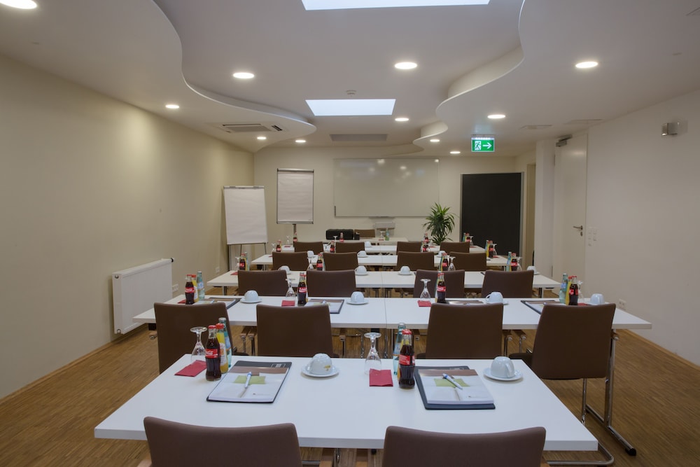Goethe Business Hotel 45/52