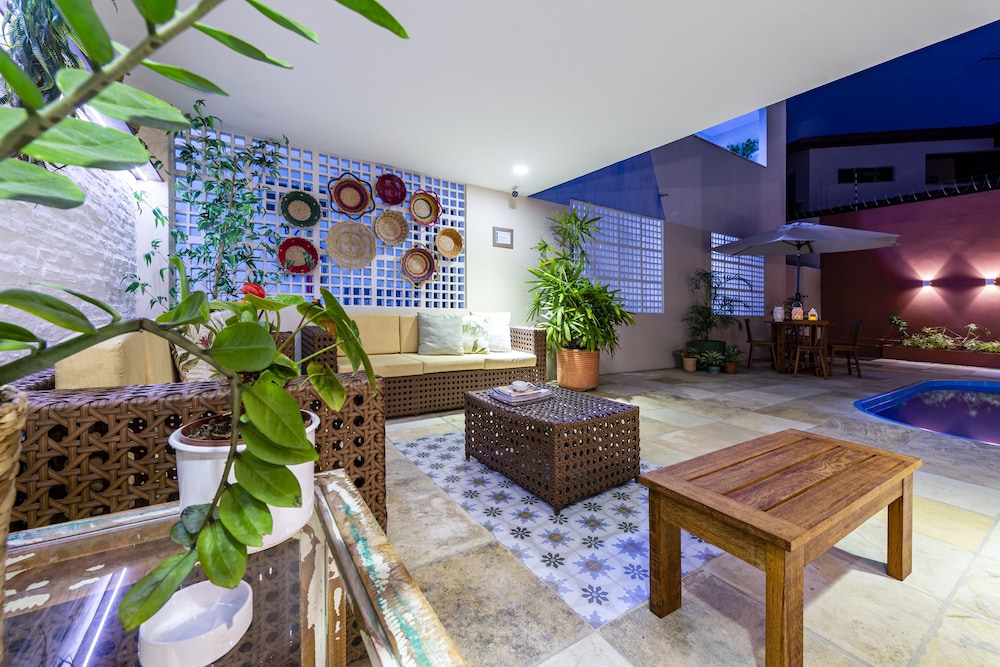 Valencia Hotel Natal 47/63