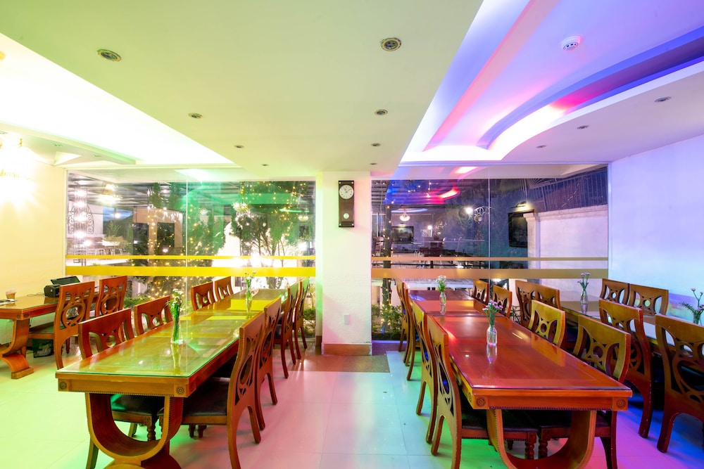 Le Petit Paris Hotel Dalat 60/67