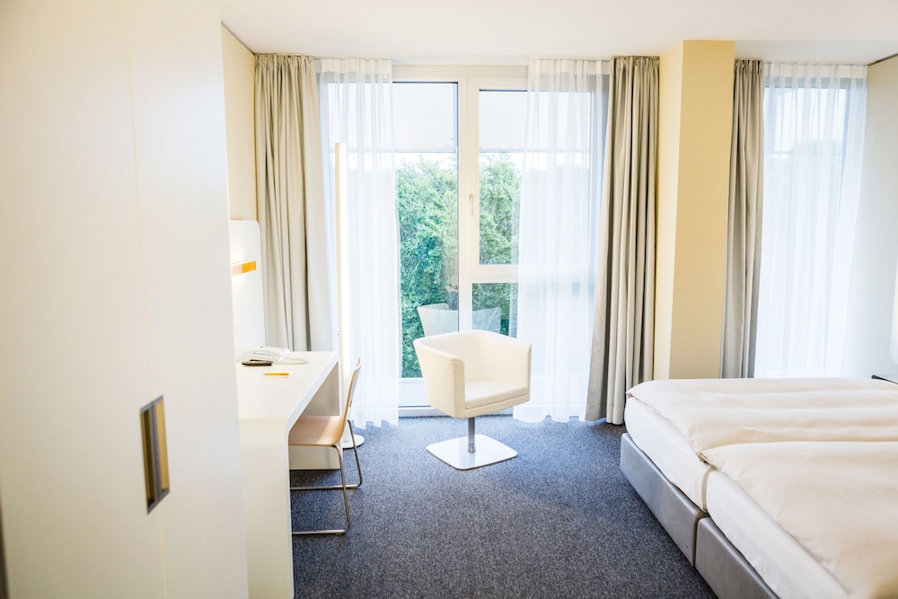 Lufthansa Seeheim 14/50