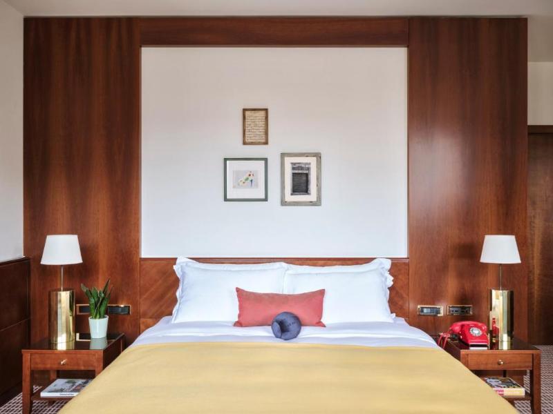 Junior Suite, Xl