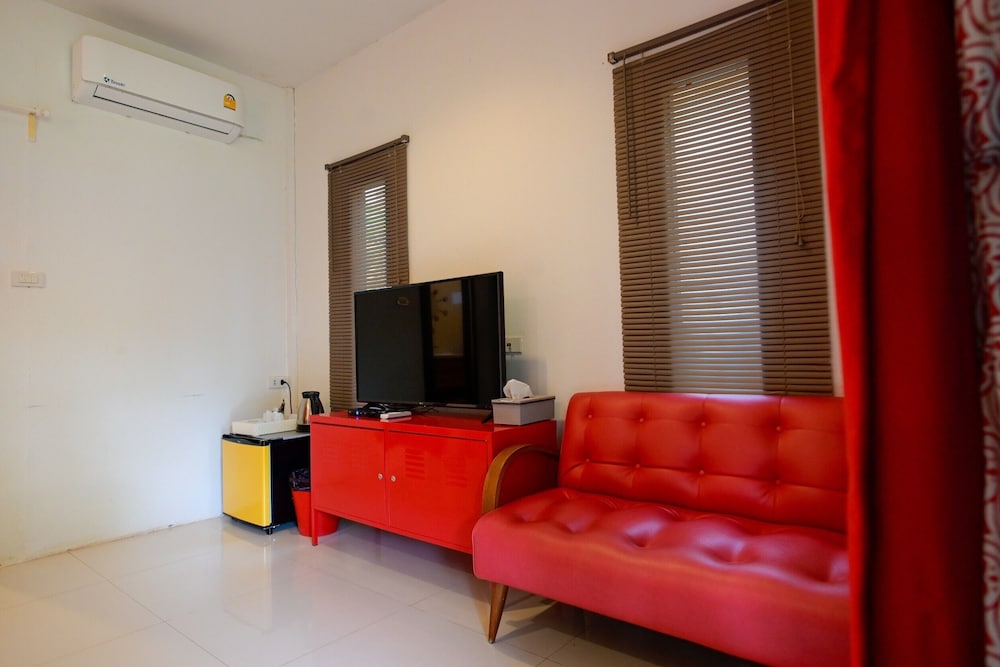 Saphli Villa Beach Resort 55/77