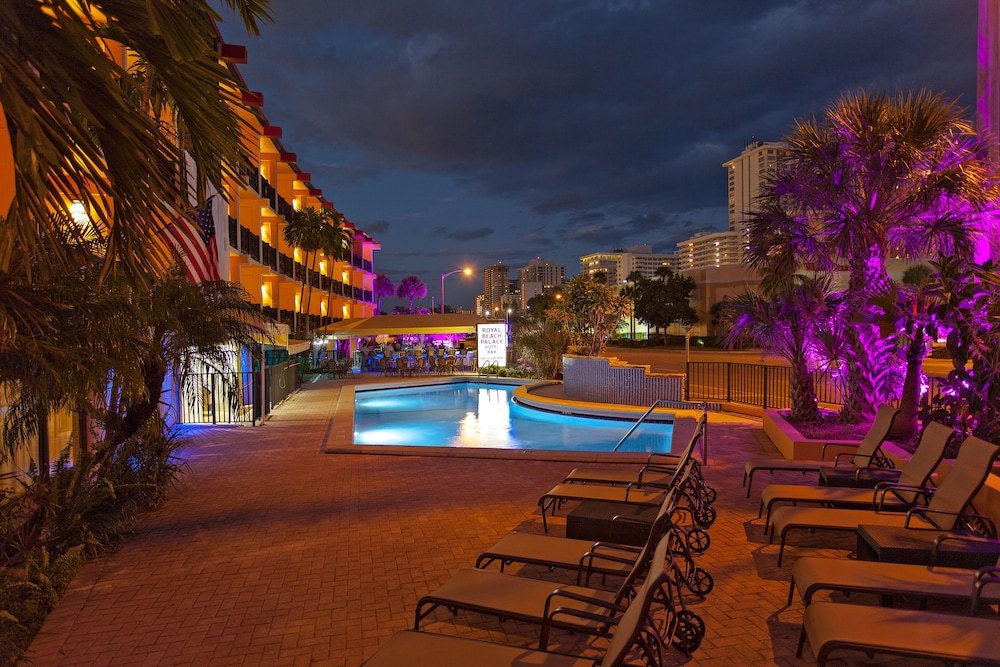 The Garden Hotel and Resort 56/62
