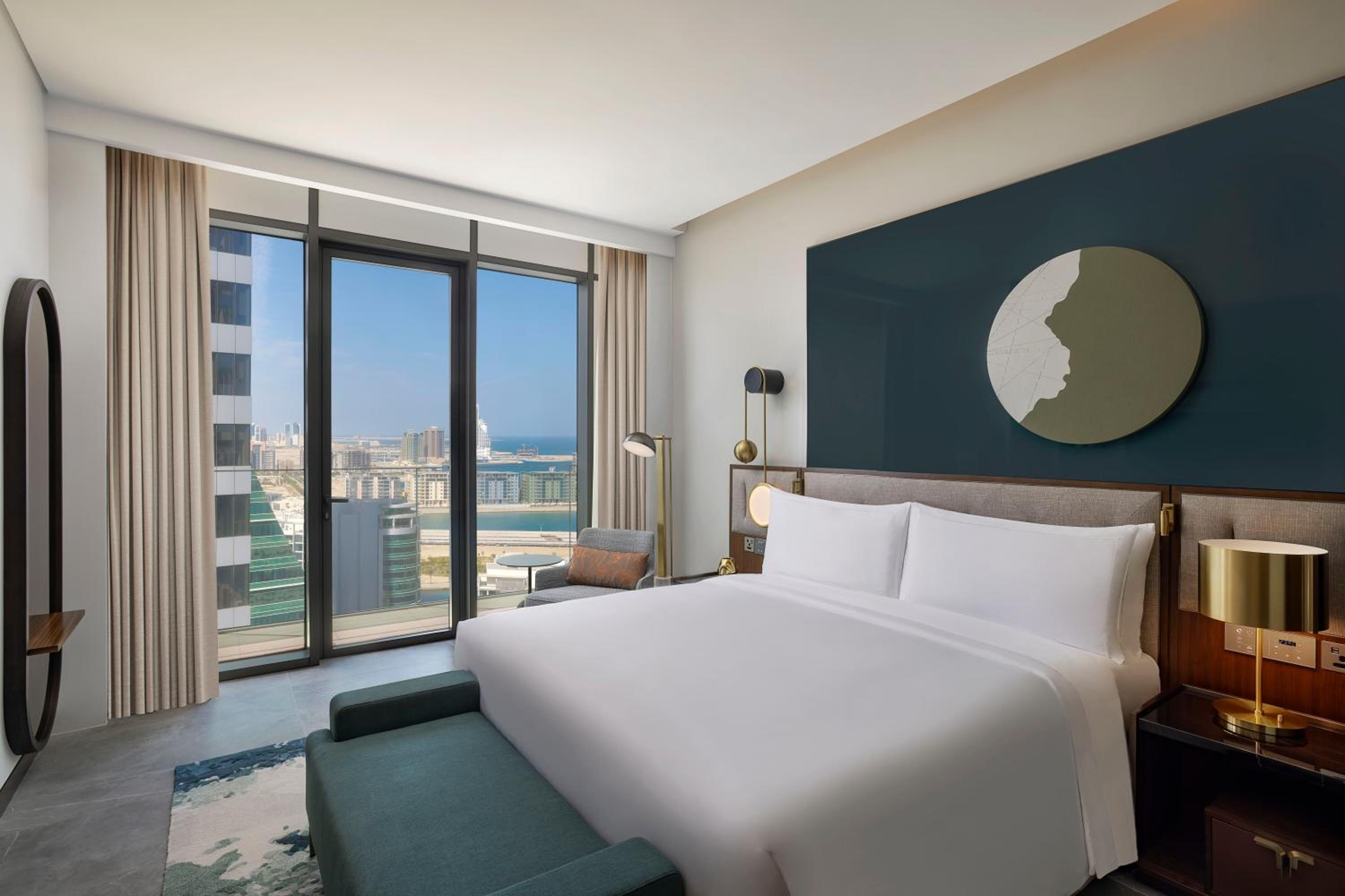 1 Bedroom, Suite, King Bed, Bay View, Balcony