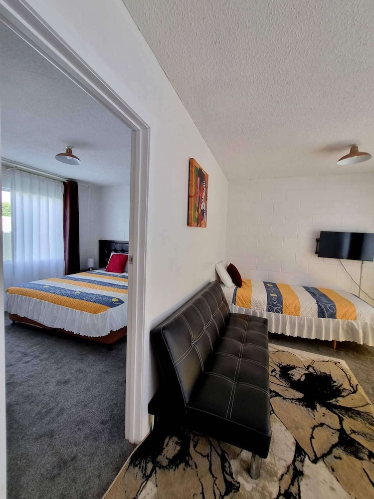 Cedar Lodge Motel Hamilton 37/50