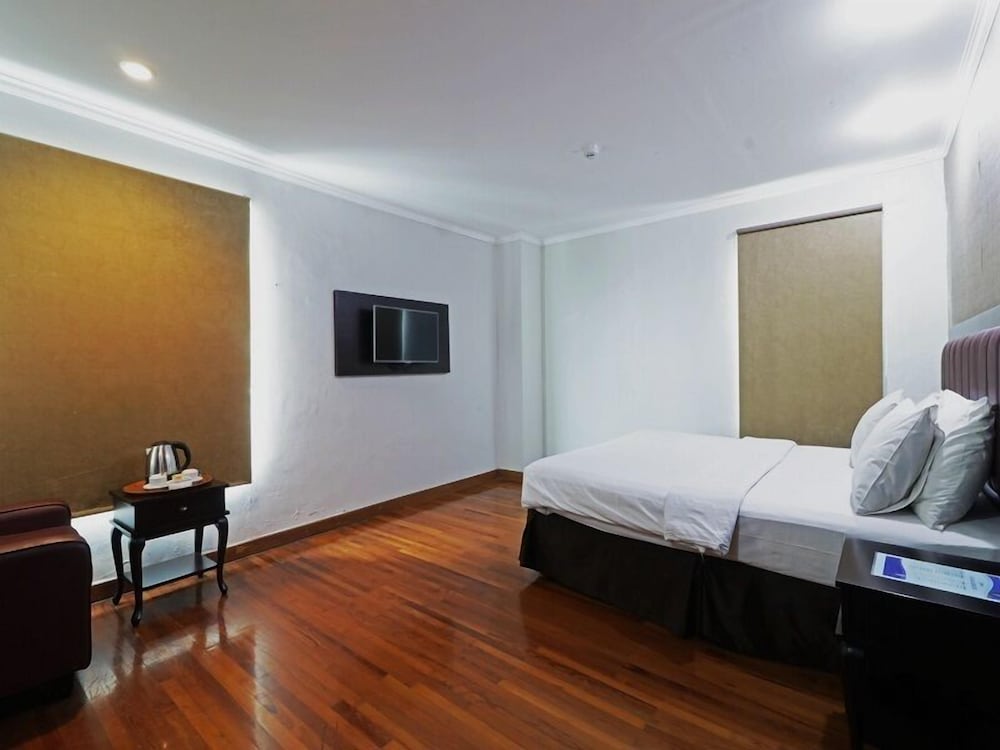 غرفة تنفيذية بسرير كينج، P Hotel Jakarta 2/7