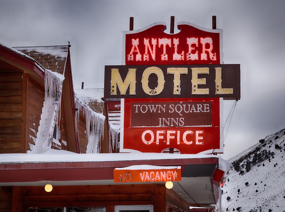 Antler Inn 24/47