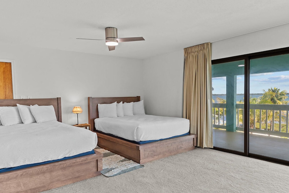 Parmer's Resort 10/51