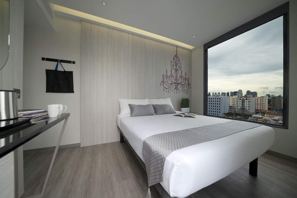 Hotel 81 Premier Princess 14/34