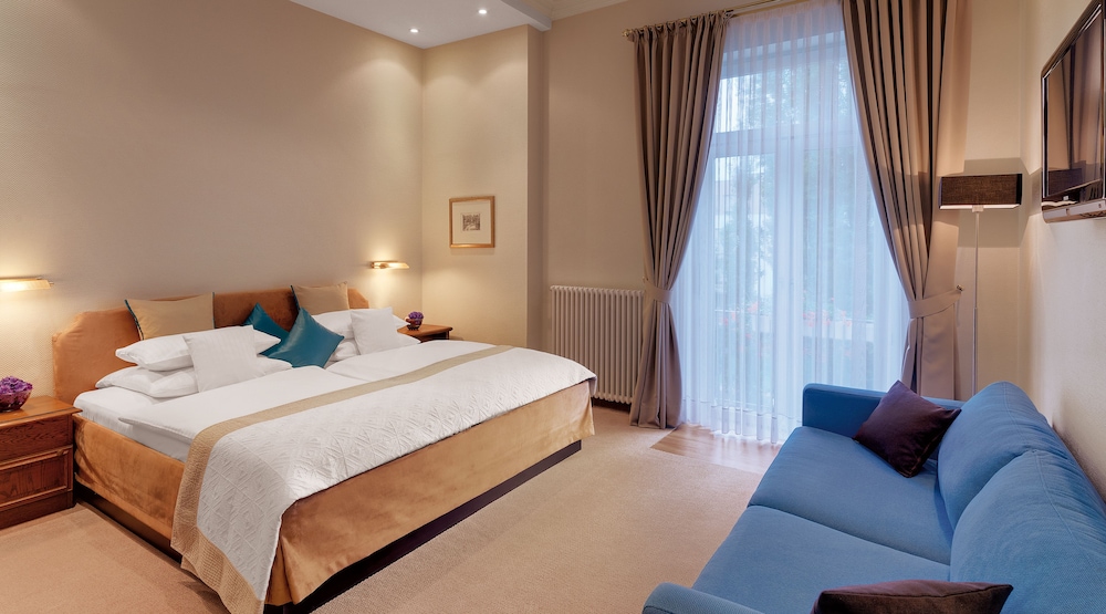 Ringhotel Rheinhotel Dreesen 8/41