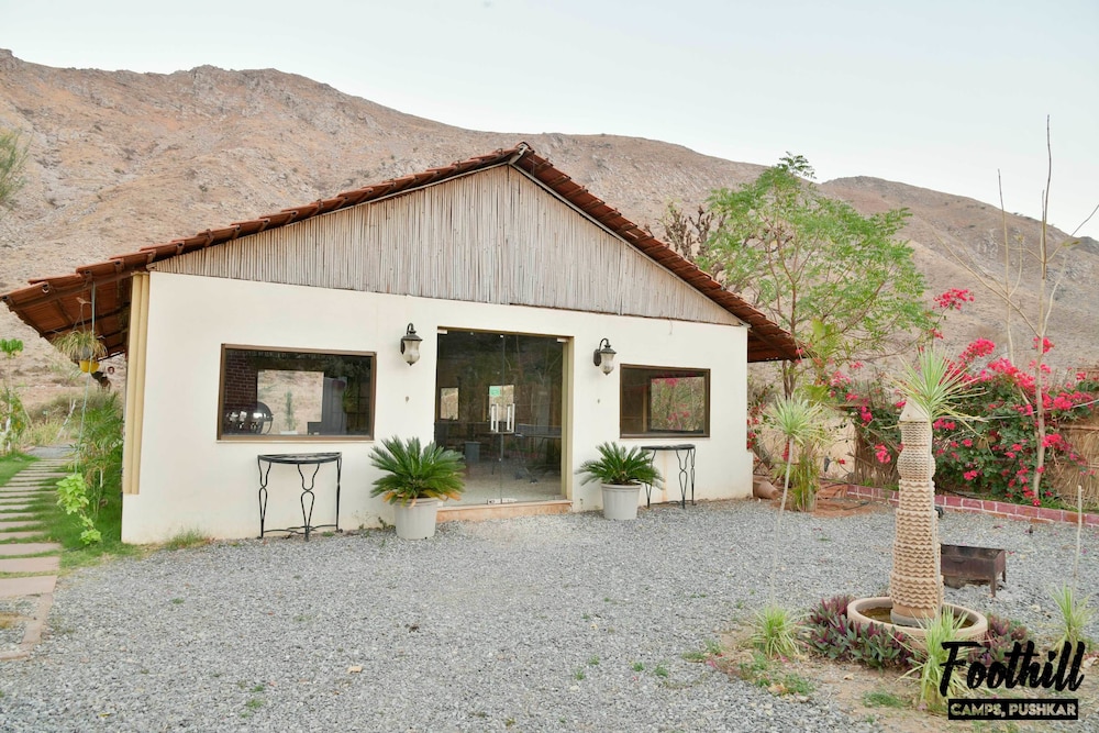 Foothill Pushkar Resort 5/50