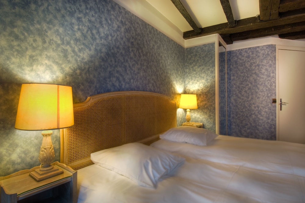 Hotel Baudelaire Opera 25/72