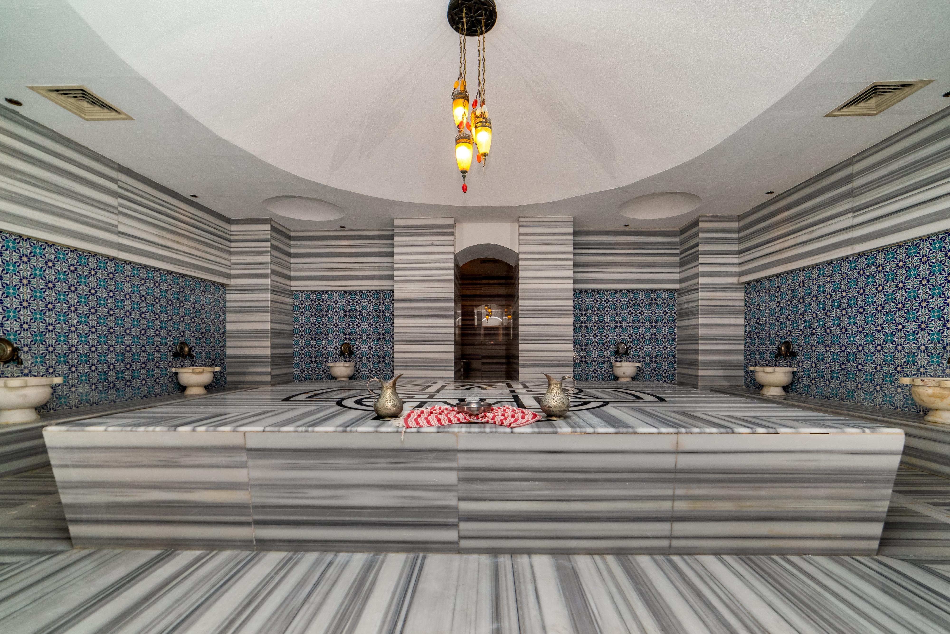 Commodore Elite Suite And Spa - Adults Only 11/20