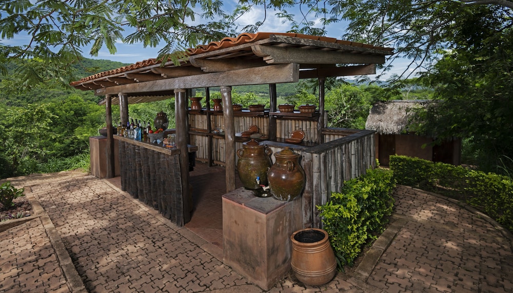 El Corazon Resort 28/48