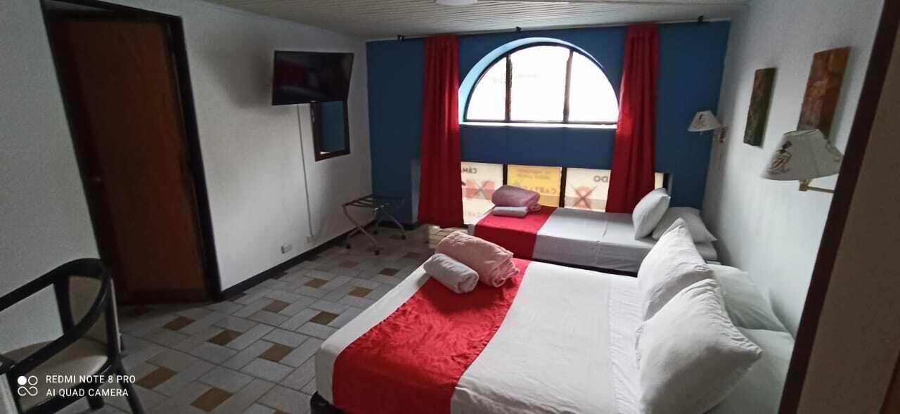 Hotel Mariscal Robledo Cartago 9/22