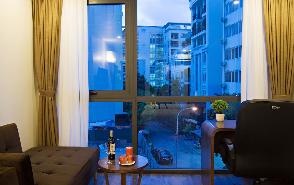 Inearth Hotel Hanoi (Ex. Poonsa Hanoi Hotel) 50/66