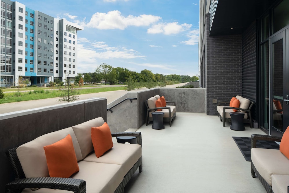 Hyatt House Lansing University Area 45/49