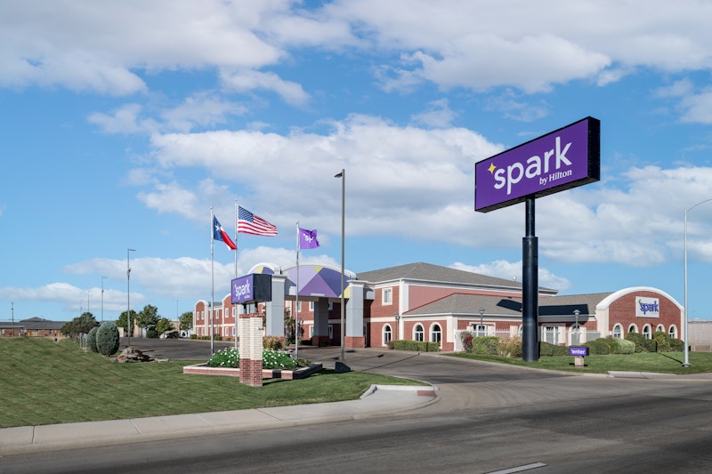 Spark by Hilton Dumas 8/8