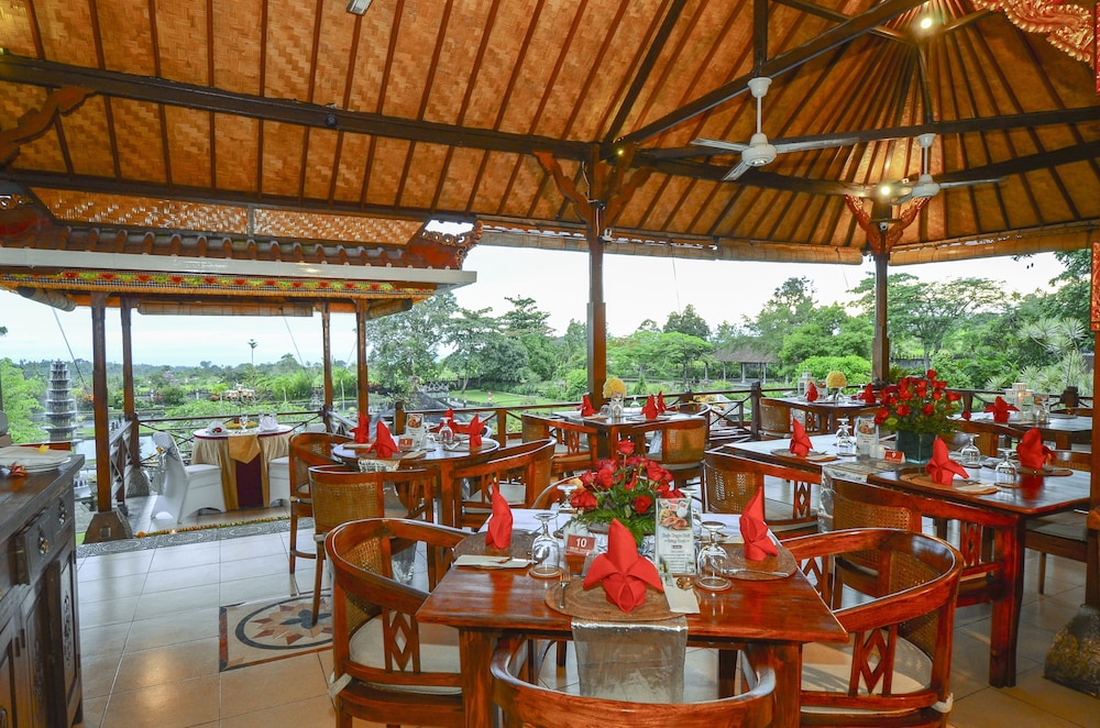 Tirta Ayu Hotel Restaurant 31/50