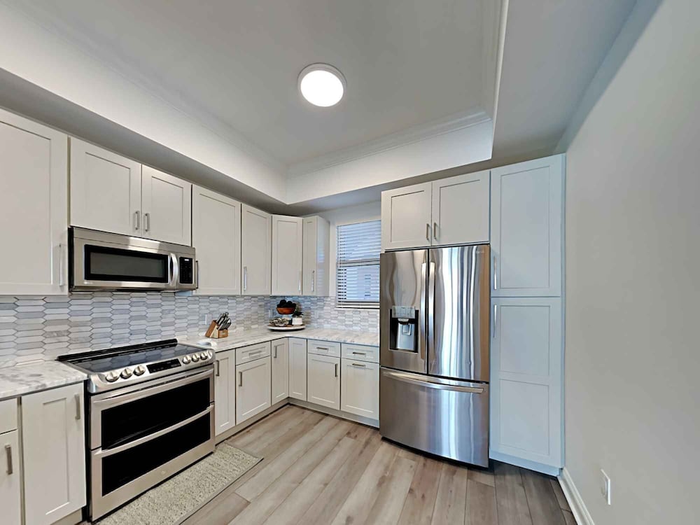30 A Suites 30/79