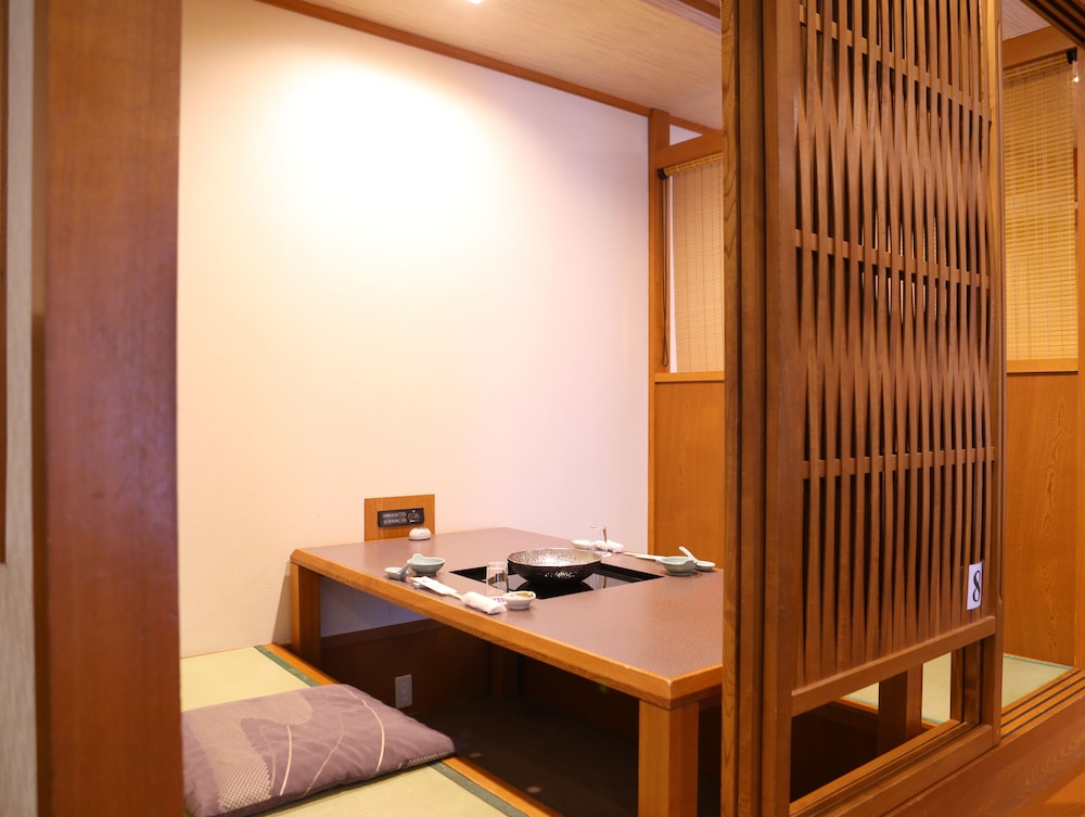 YUNOGO BISHUNKAKU 62/62