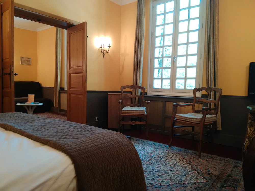 CHATEAU D AYRES 20/72